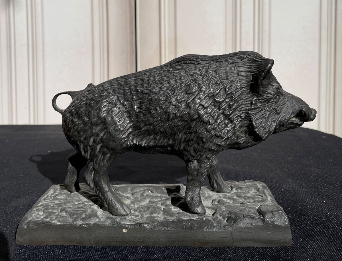 SANGLIER  BRONZE  ANIMALIER  CHASSE  CYNÉGÉTIQUE  PATINÉ M.KORNILUCK  ARTISTE POLONAIS  CACHET BRACIA  KORNILUCK  SIEDLCE  POLOGNE