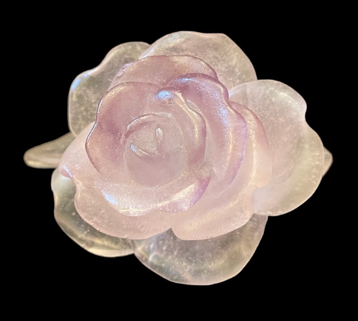 ROSE EN PÂTE DE VERRE DE LA CRISTALLERIE DAUM FRANCE  CRISTAL  PRESSE PAPIER 