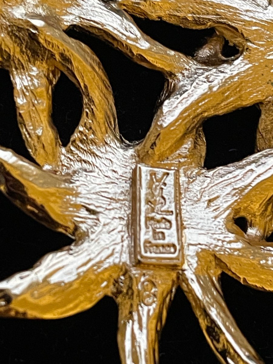 Yves Saint Laurent Couture Brooch Gold Metal Made In France Couture Jewelry Sun Brooch-photo-4