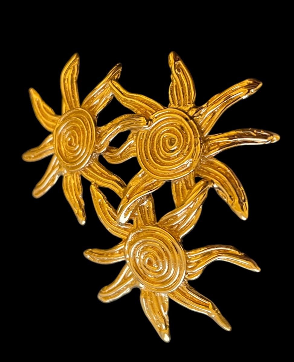 Yves Saint Laurent Couture Brooch Gold Metal Made In France Couture Jewelry Sun Brooch-photo-3