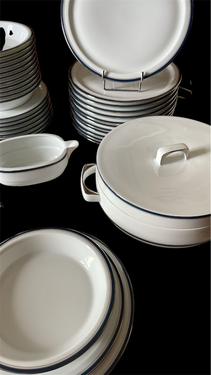 SERVICE DE TABLE HAVILAND MODÈLE SKANDIA  PORCELAINE LISERÉ BLEU ET ARGENT-photo-2