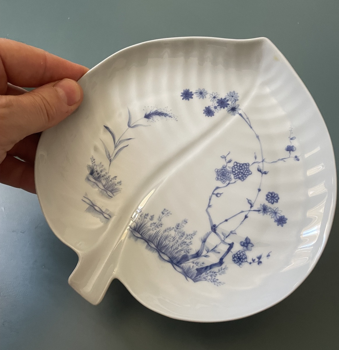 Haviland House Porcelain Tray Blue Garden Model Leaf Shape Limoges France -photo-3