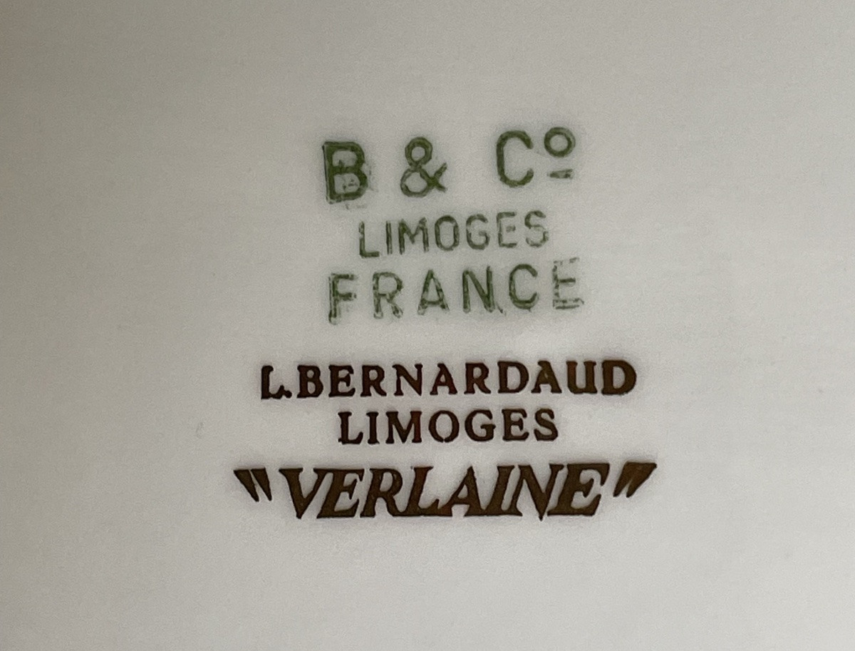 SERVICE  DE TABLE BERNARDAUD MODÈLE VERLAINE PORCELAINE  LIMOGES  LISERÉ DORÉ  MOTIF PÉTALE-photo-4