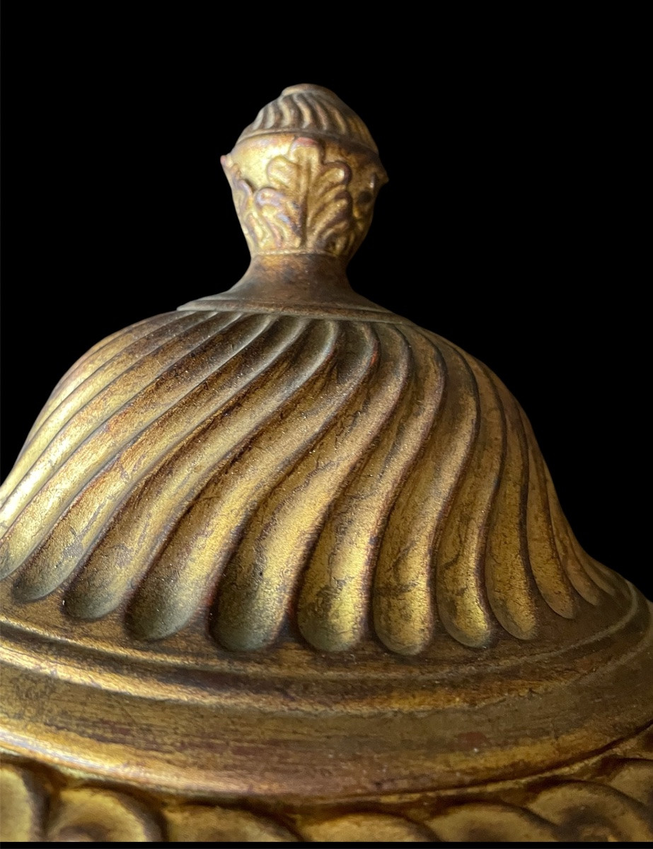 Trompe-l'œil Earthenware Wall Fountain, Gilt Wood, Italian Work, Circa 1950, Louis XVI Style-photo-4