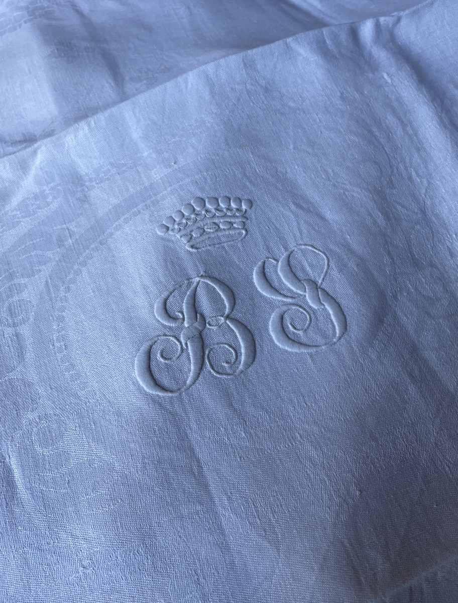 SUITE  DE 10 SERVIETTES EN DAMASSÉ DE FIL DE LIN COURONNE COMTALE SUR UN MONOGRAMME BG NOBLE-photo-5