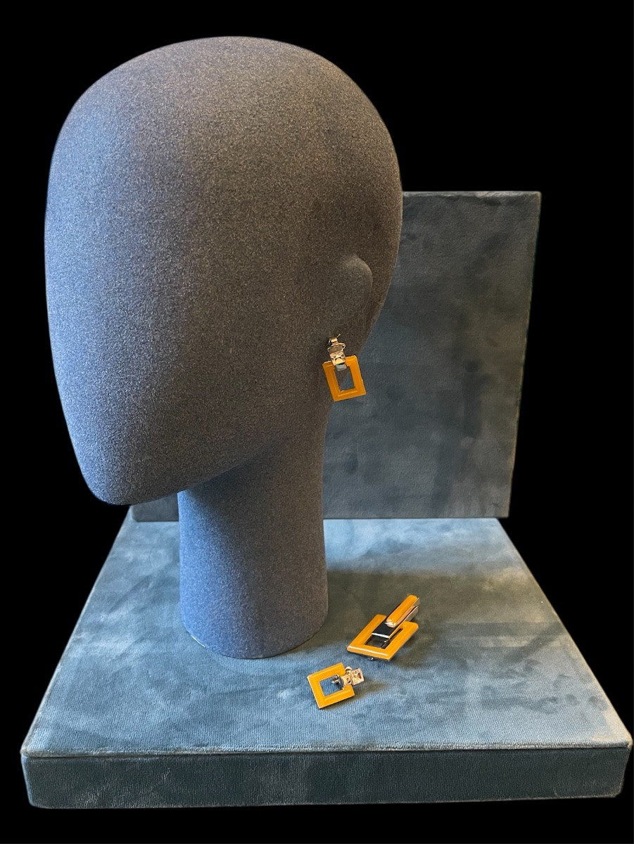 Nina Ricci Couture Set: Clips And Brooch In Silver-plated Metal And Resin, Vintage 1980-photo-2