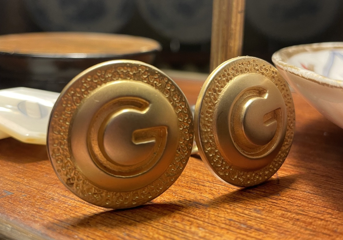 Clip-on Earrings From The Maison Grès Collection In Vintage Gold-tone Metal. Couture Jewelry.-photo-5