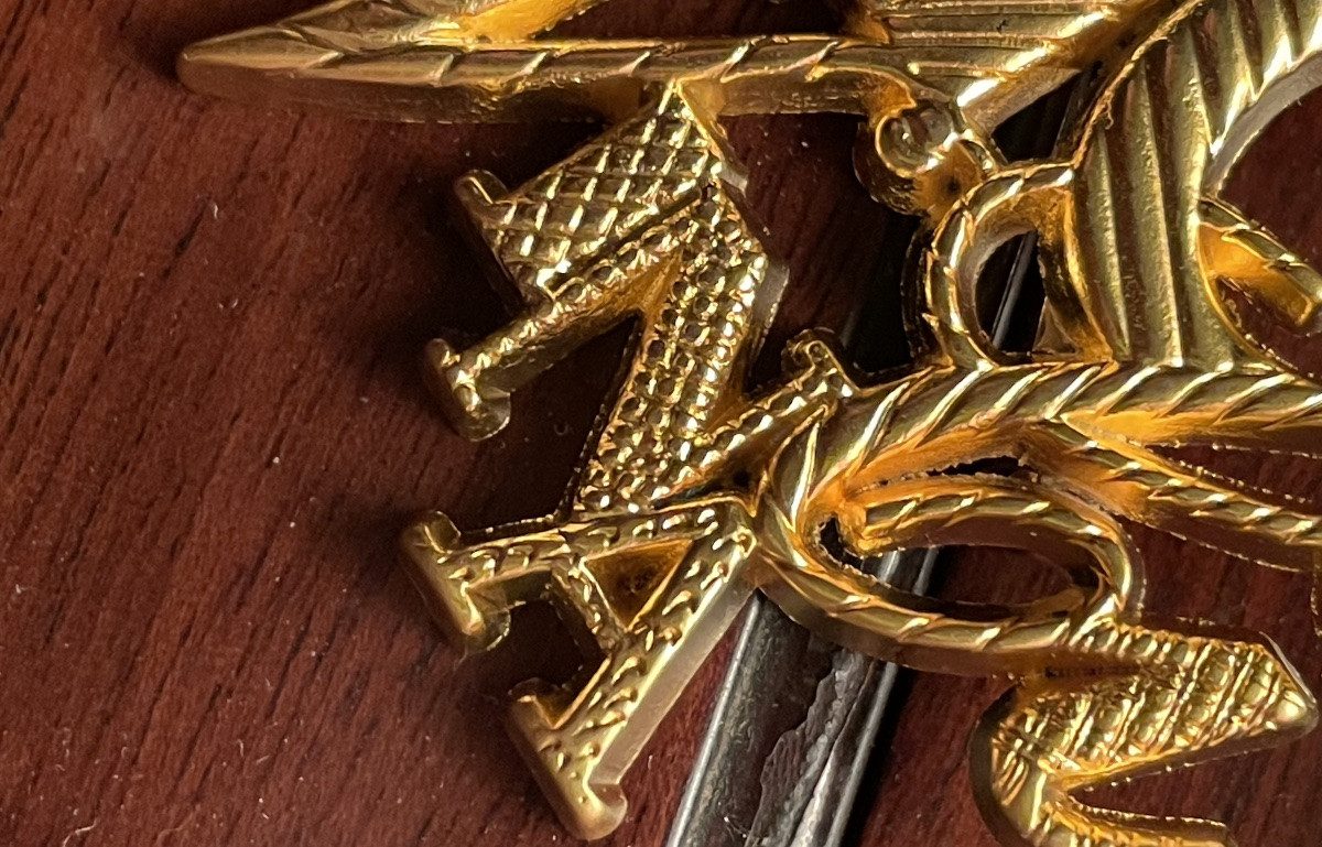 Broche post-moderniste des années 1980 en argent sterling signée - France
