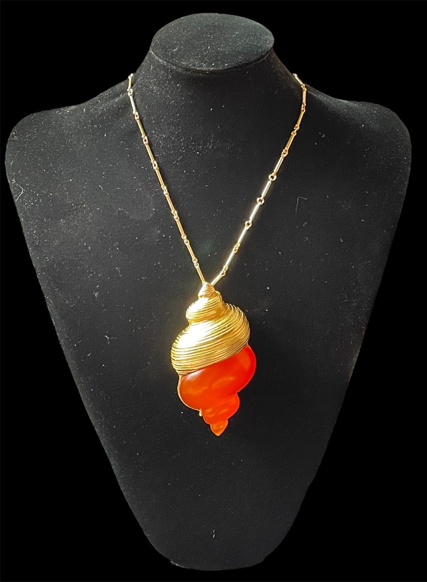 BROCHE DE LA MAISON CHRISTIAN DIOR PARFUMS BIJOU COUTURE  PAR ROBERT GOSSENS ANNÉES 90-photo-4