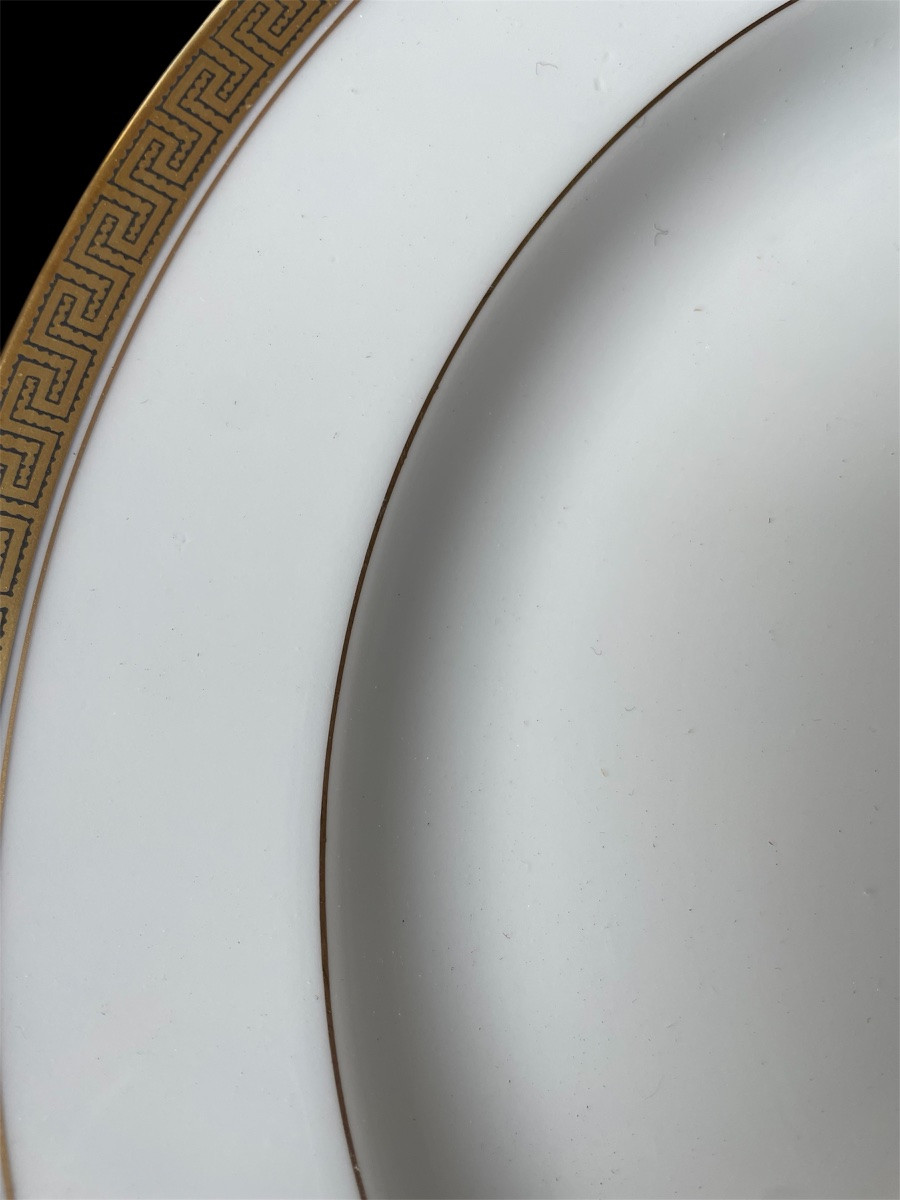 Limoges Porcelain Dinner Service By Maison Vignaud, With A Gilded Greek Geometric Frieze-photo-1
