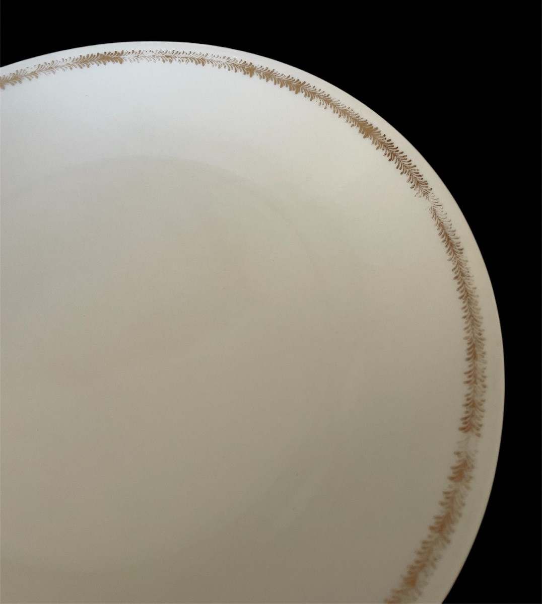Raynaud Tableware Set In Limoges Porcelain With Gold Rim-photo-3