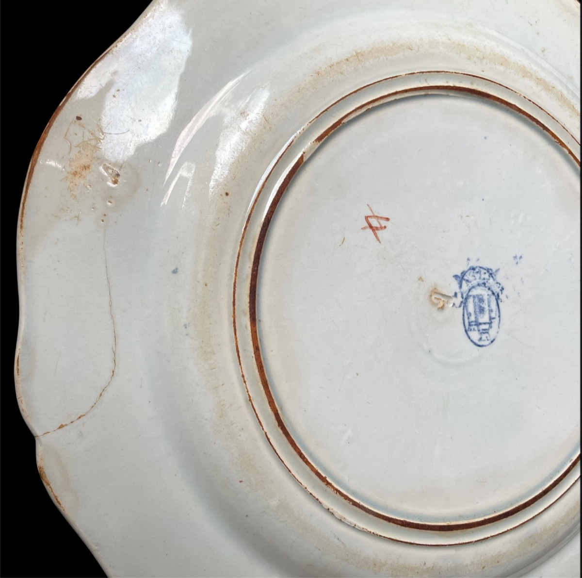 ASSIETTES EN FAÏENCE DE GIEN ARMORIE DE LA FAMILLE DE ROUGÉ COURONNE DE MARQUIS NOBLESSE BLASON-photo-3