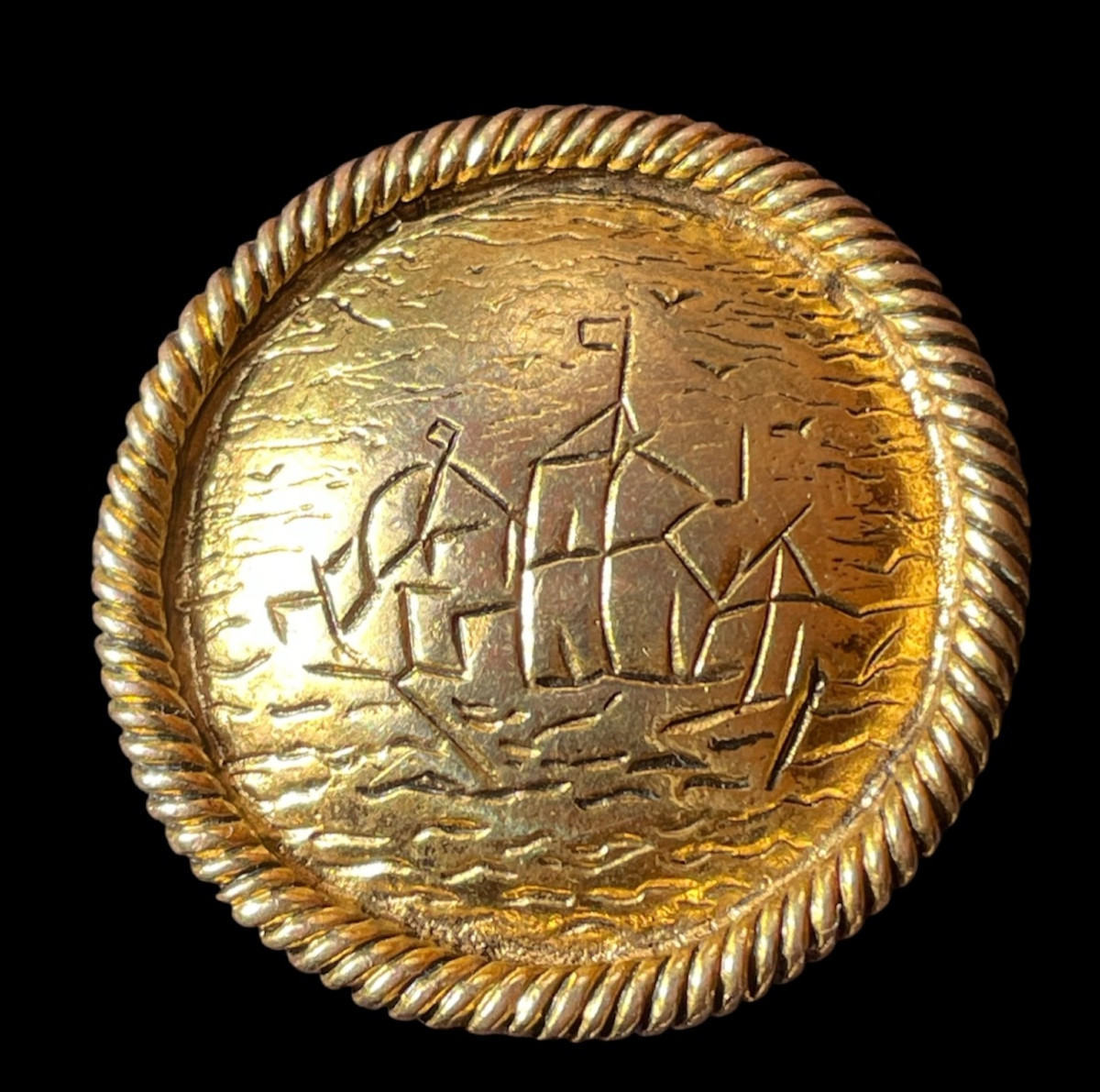 BOUCLES D'OREILLES  CLIPS DE LA MAISON TED LAPIDUS EN MÉTAL DORÉ  VINTAGE BIJOUX COUTURE  -photo-3