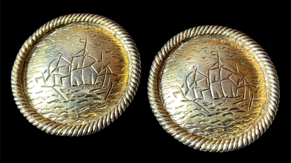 BOUCLES D'OREILLES  CLIPS DE LA MAISON TED LAPIDUS EN MÉTAL DORÉ  VINTAGE BIJOUX COUTURE  -photo-8