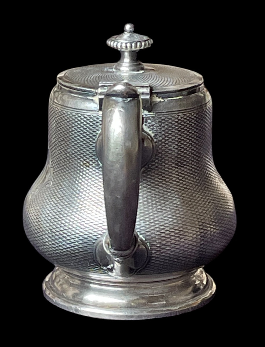 THÉIÈRE ÉGOISTE EN MÉTAL ARGENTÉ DE L'ORFÈVRE KRUPP BERNDORF GRAVÉE D'UNE COURONNE IMPÉRIALE -photo-1