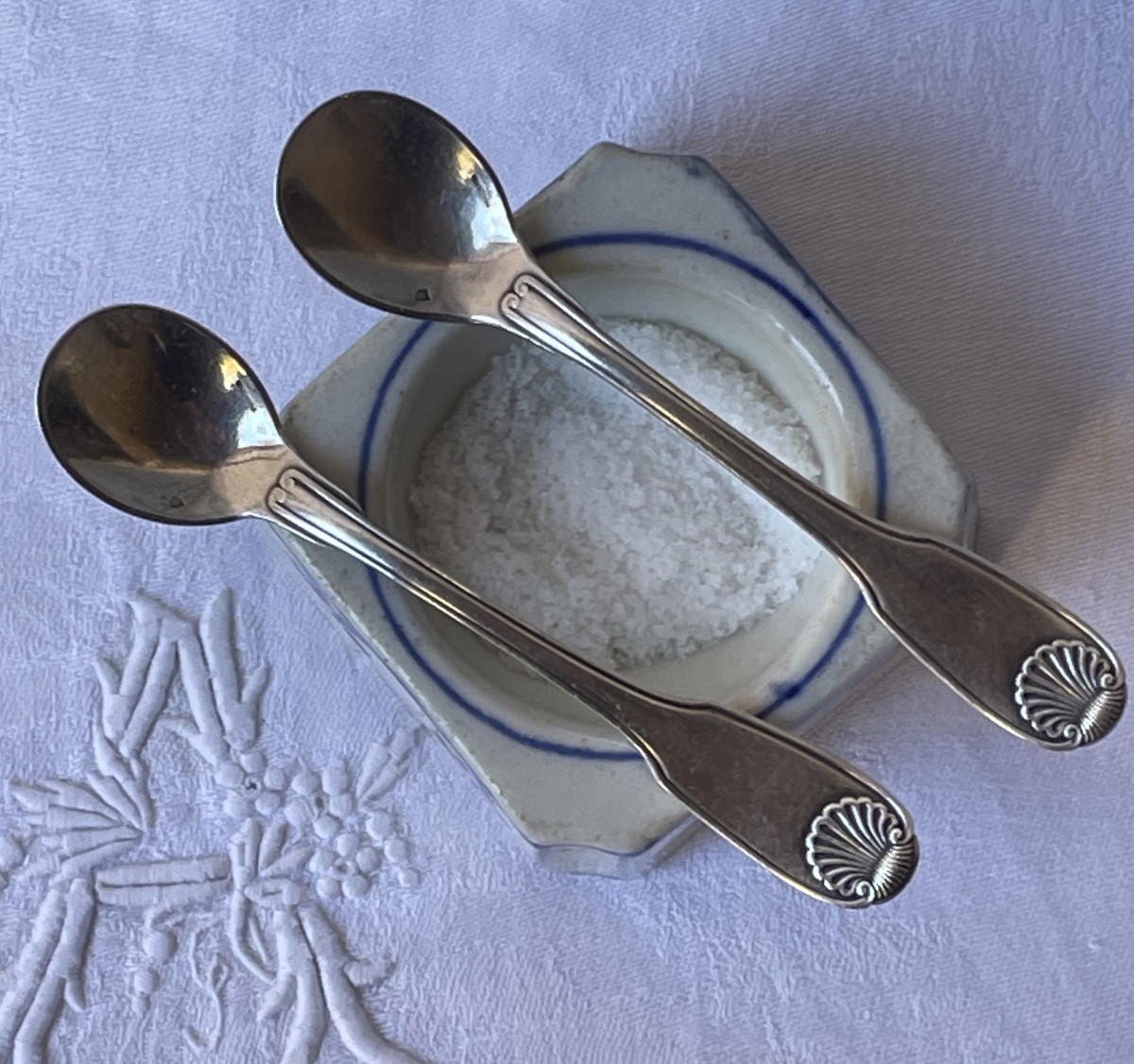 PELLES À SEL DE LA MAISON CHRISTOFLE EN MÉTAL  ARGENTÉ MODÈLE VENDÔME CUILLÈRE À SEL ARGENTERIE-photo-6