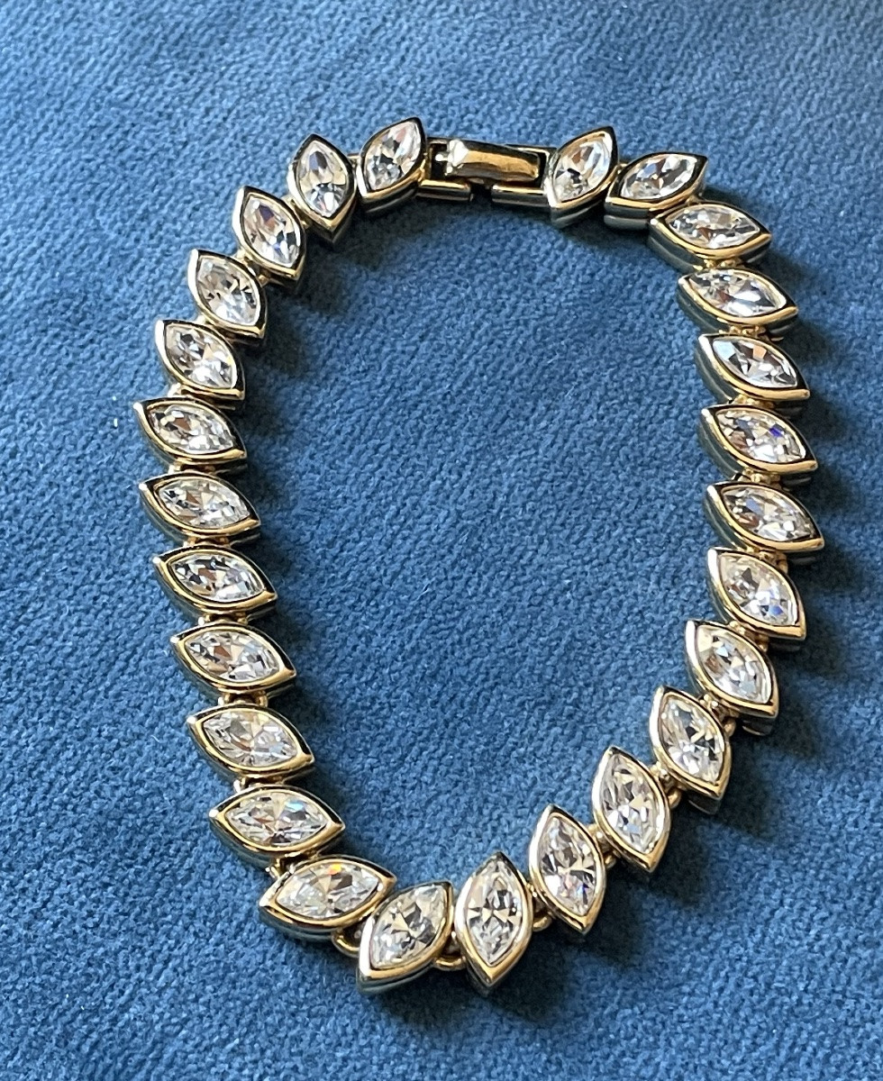 Nina Ricci Couture Bracelet In Gold-plated Metal And Rhinestones - Vintage Style Jewelry-photo-2