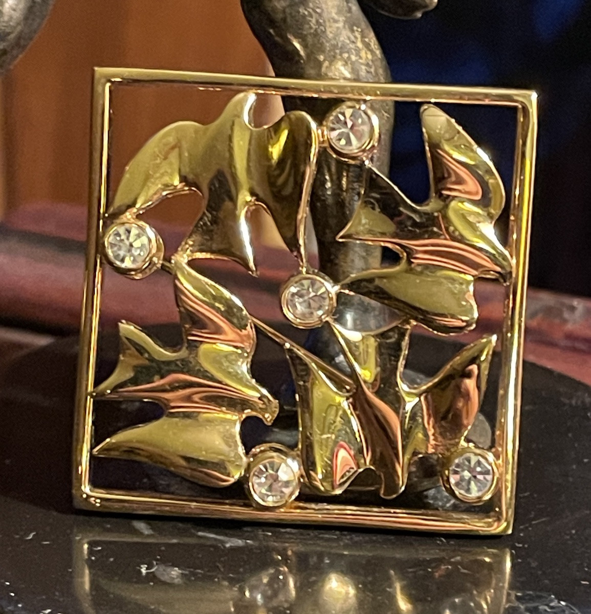 BROCHE DE LA MAISON NINA RICCI BIJOU ESPRIT COUTURE  EN MÉTAL DORÉ ET STRASS  VINTAGE-photo-5