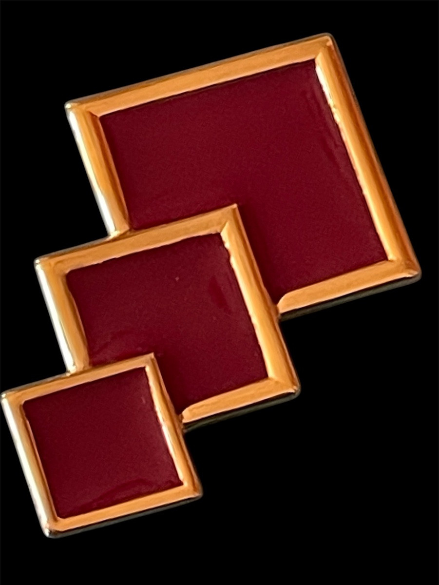 BROCHE DE LA MAISON LANVIN PARIS GÉOMÉTRIQUE ÉMAIL ROUGE ET MÉTAL DORÉ-photo-3