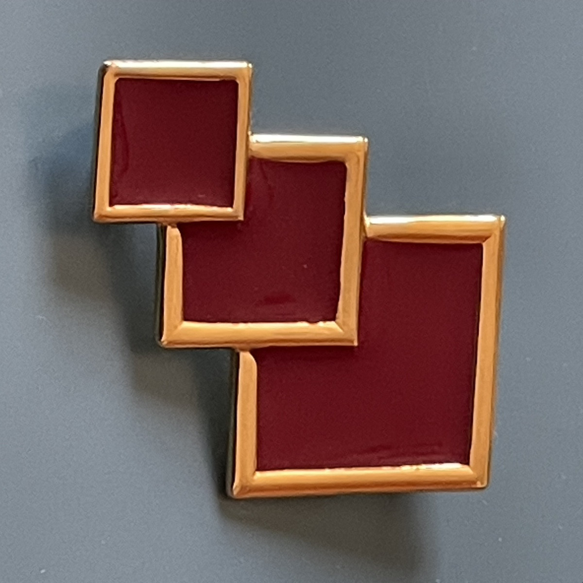 BROCHE DE LA MAISON LANVIN PARIS GÉOMÉTRIQUE ÉMAIL ROUGE ET MÉTAL DORÉ-photo-5