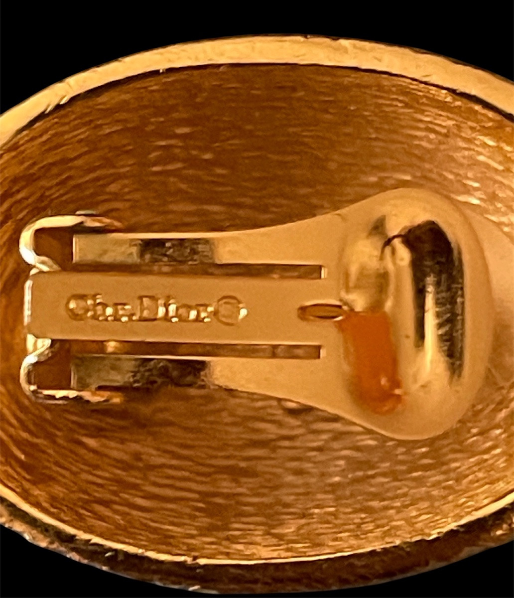 Couture Clip Earrings From The House Of Christian Dior In Gold-plated Metal 1970-1980-photo-2