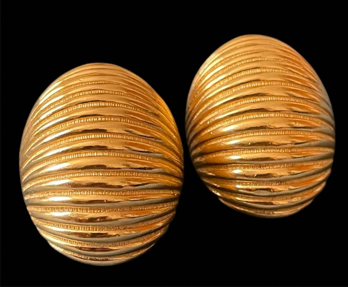 Couture Clip Earrings From The House Of Christian Dior In Gold-plated Metal 1970-1980-photo-6