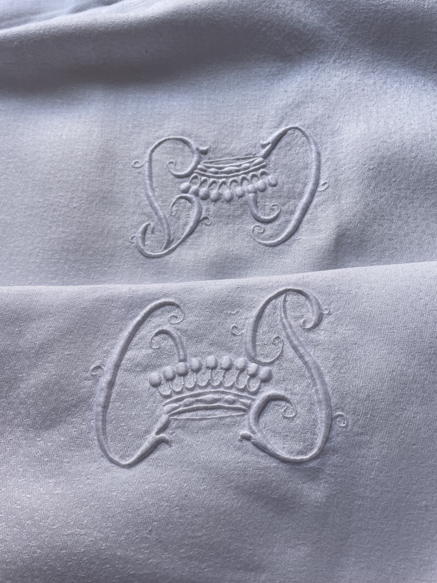 NAPPE DAMASÉE RECTANGULAIRE COURONNE COMTALE SUR UN MONOGRAMME OP COMTE NOBLESSE ARISTOCRATIE -photo-6