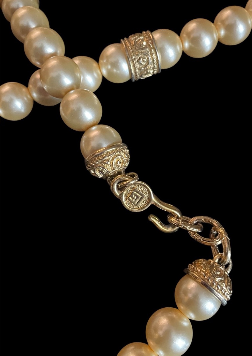 SAUTOIR DE LA MAISON GUY LAROCHE PERLES FANTAISIE EN VERRES ET MÉTAL DORÉ 1980 BIJOU COUTURE-photo-1