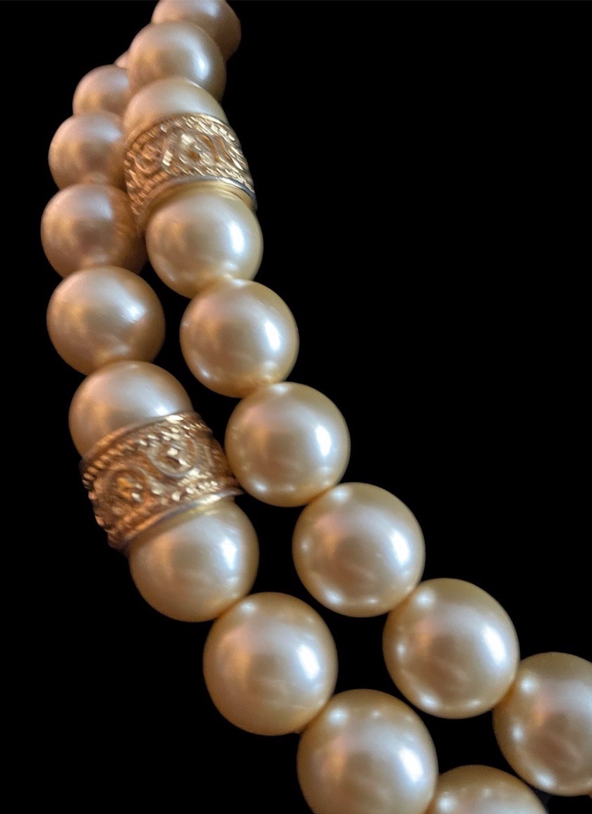 SAUTOIR DE LA MAISON GUY LAROCHE PERLES FANTAISIE EN VERRES ET MÉTAL DORÉ 1980 BIJOU COUTURE-photo-3