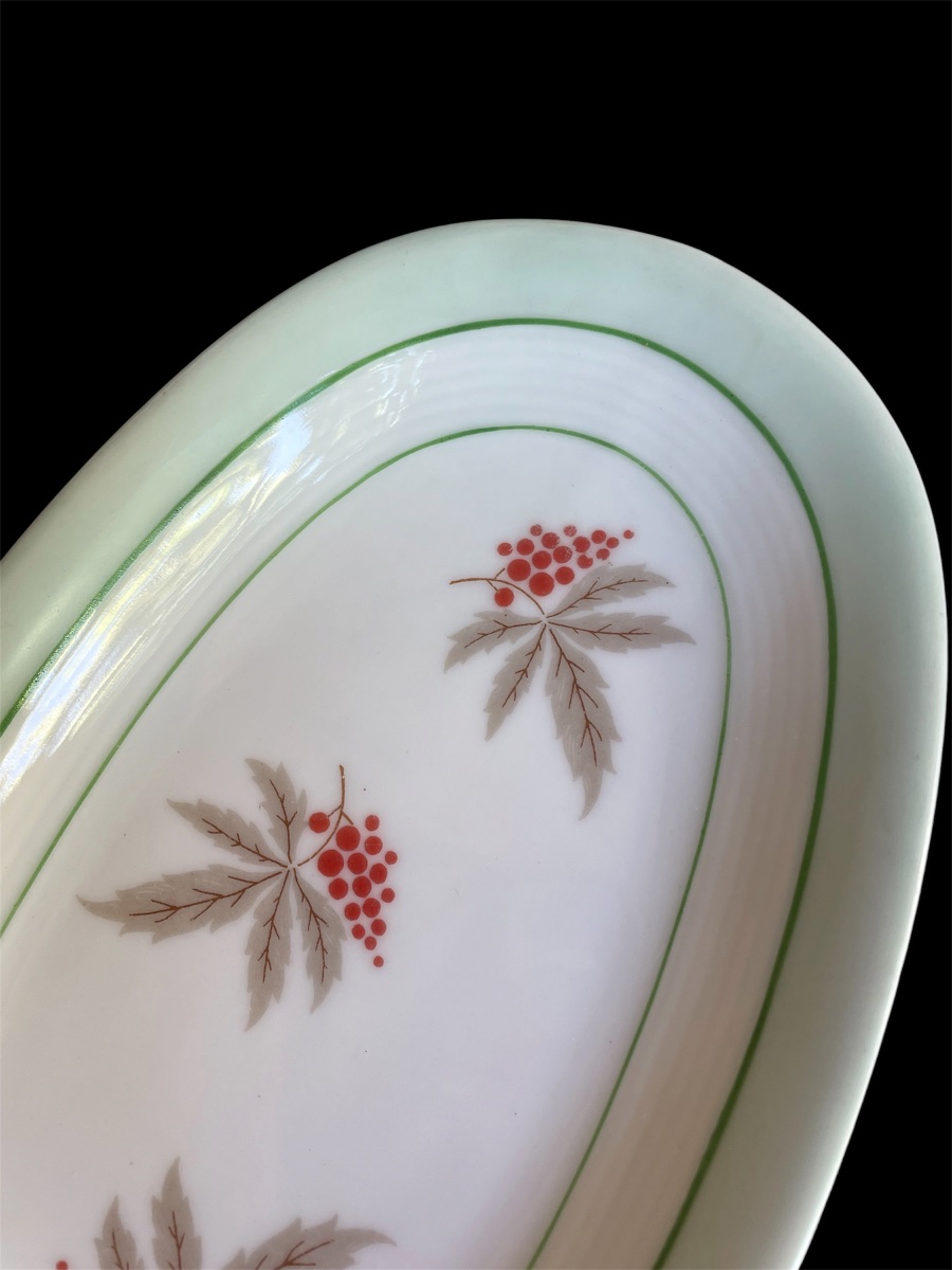 Charles Ahrenfeldt Limoges Porcelain Dinner Service, 37-piece Set -photo-2