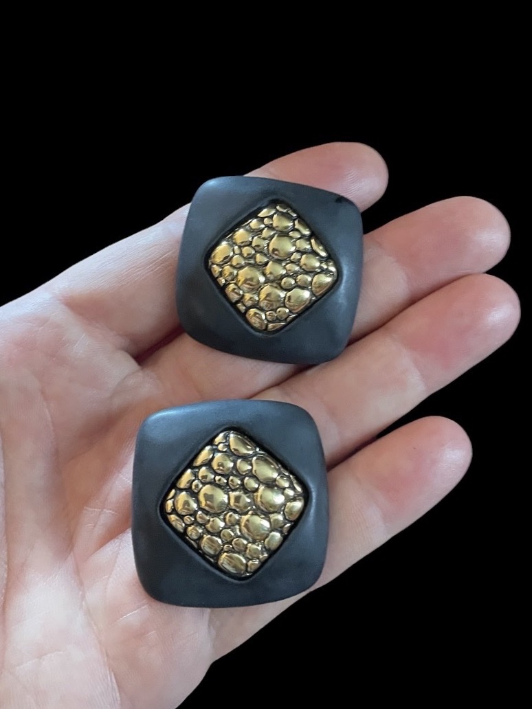 CLIPS DE COUTURE DE LA MAISON GIVENCHY PARIS NEW YORK  ANNÉES 1980 BOUCLES D'OREILLES -photo-3