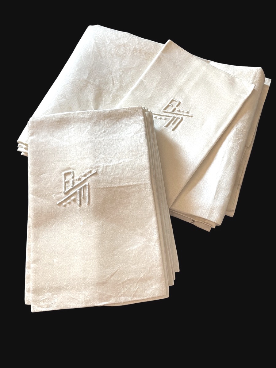 SERVICE DE TABLE EN FIL DE LIN DAMASSÉ MONOGRAMME E.M NAPPE ET 12 SERVIETTES VERS  1930-1940-photo-2