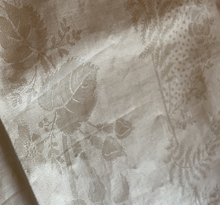 SERVICE DE TABLE EN FIL DE LIN DAMASSÉ MONOGRAMME E.M NAPPE ET 12 SERVIETTES VERS  1930-1940-photo-8