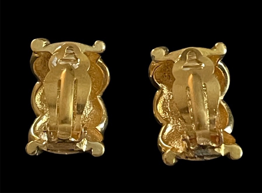 Carven House "couture" Clip-on Earrings In Gold-plated Metal And Glass Cabochons -photo-3
