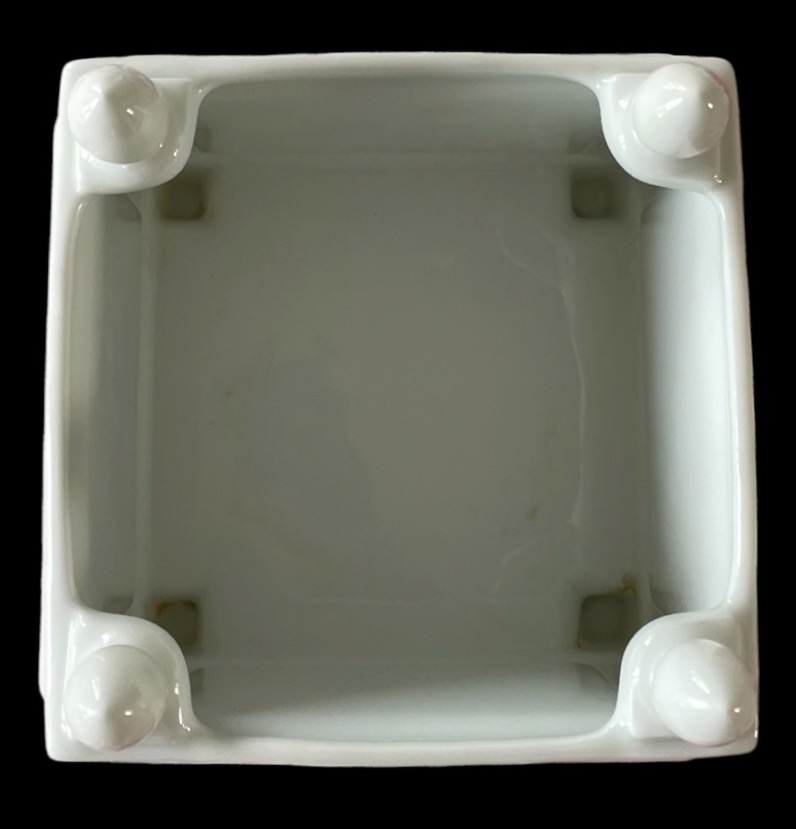 CAISSE À FLEURS  OU CACHET-POT EN PORCELAINE DE LIMOGES MAISON RAYNAUD MODÈLE LOUVIERS  -photo-2