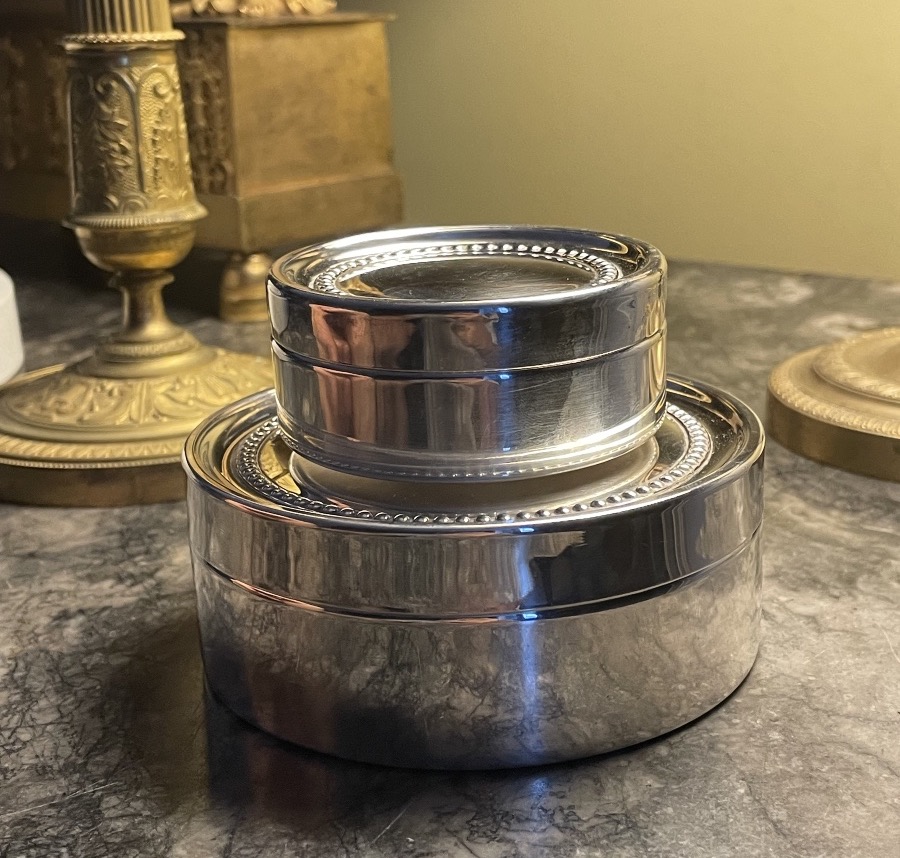 Pair Of Nesting Candy Jars In Silver-plated Metal By Christian Dior, Circa 1970 -photo-4