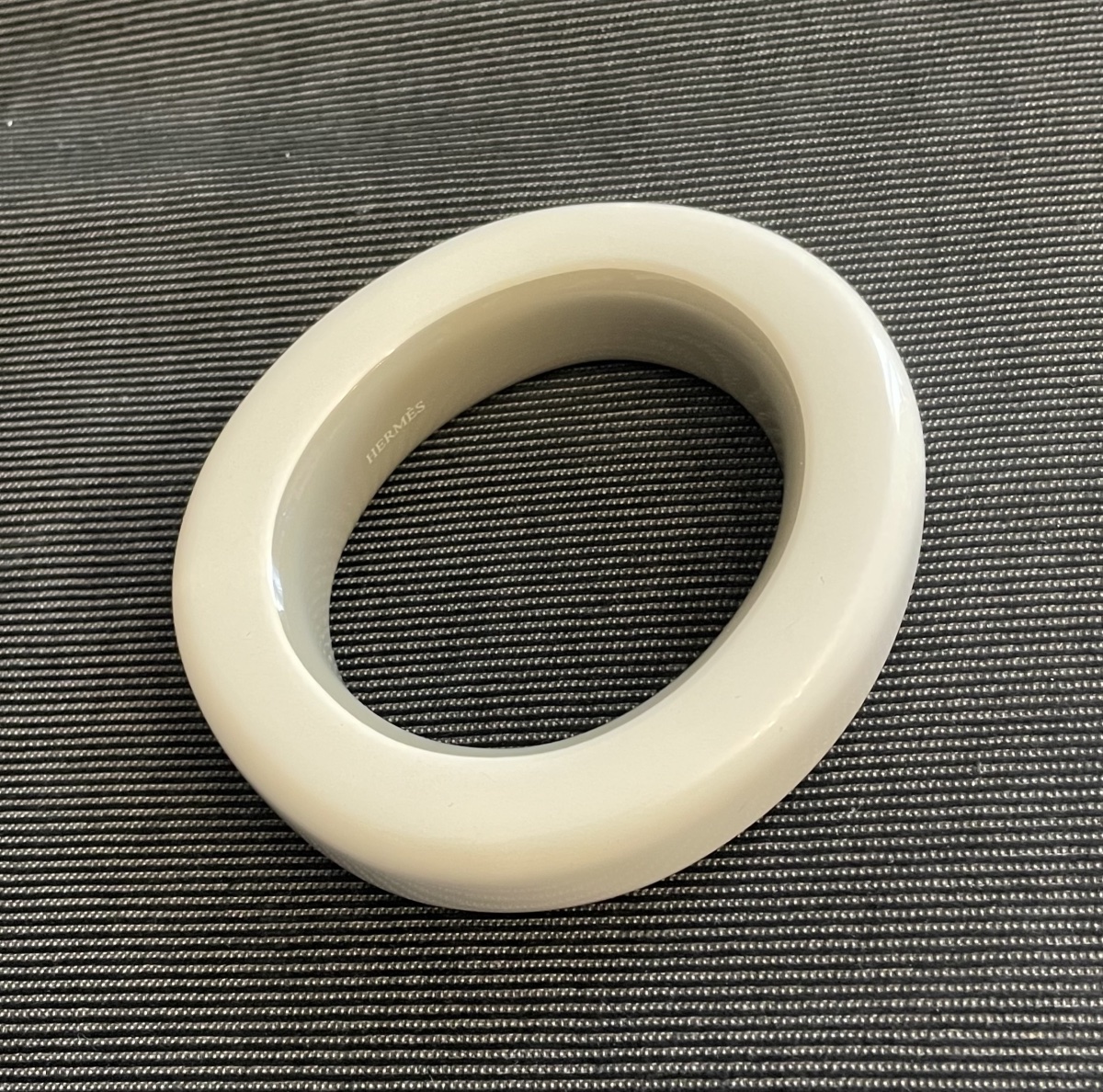 BRACELET JONC DE LA MAISON HERMÈS MODÈLE ARIODANTE EN BOIS LAQUÉ TAILLE S  AVEC BOÎTE-photo-6