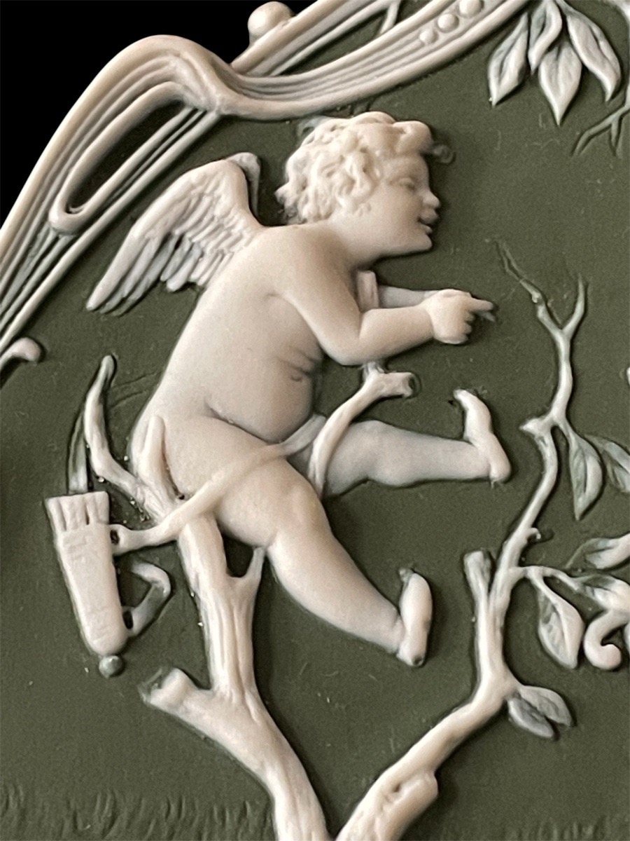 PAIRE DE PLAQUES MÉDAILLONS EN BISCUIT  STYLE ART NOUVEAU DANS LE GOÛT DE WEDGWOOD XXᵉ SIÈCLE-photo-4