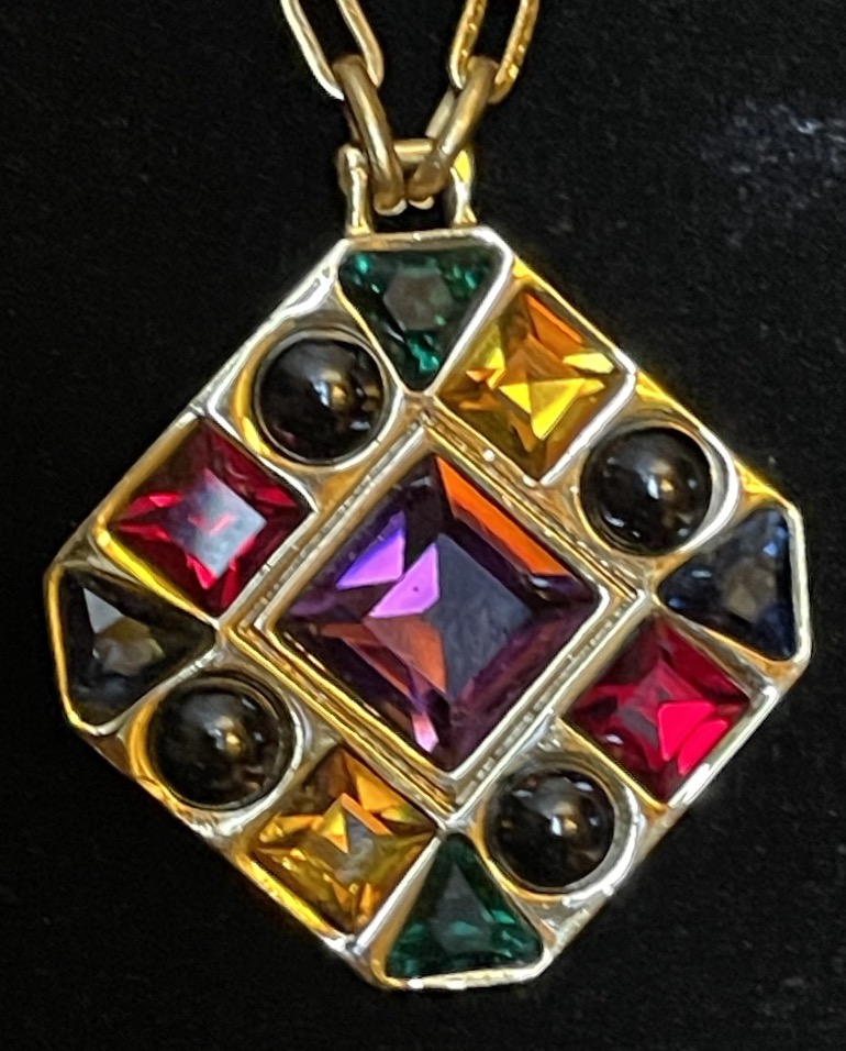 PARURE DE BIJOUX COUTURE DE LA MAISON BALMAIN - MÉTAL DORÉ ET PIERRES DE VERRE VINTAGE 1980-photo-2