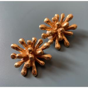 Christian Lacroix Clip-on Earrings In Vintage Gold Metal Anemone Couture Jewelry   