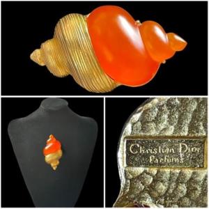 BROCHE DE LA MAISON CHRISTIAN DIOR PARFUMS BIJOU COUTURE  PAR ROBERT GOSSENS ANNÉES 90