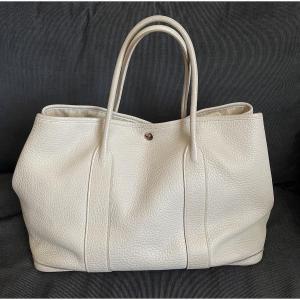 SAC GARDEN PARTY DE LA MAISON HERMÈS EN VEAU NÉGONDA GRIS PERLE 36 CM