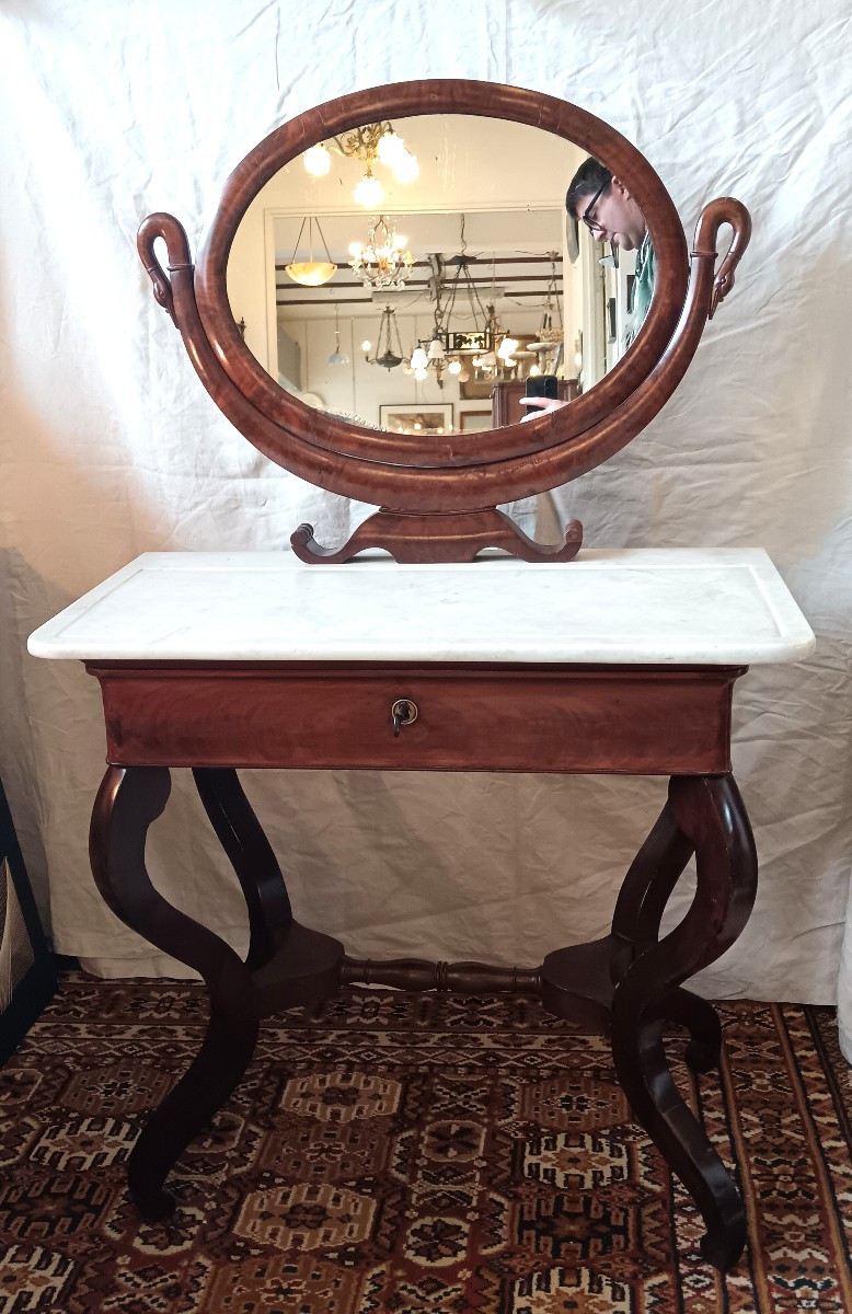 Restoration Period Mahogany Dressing Table