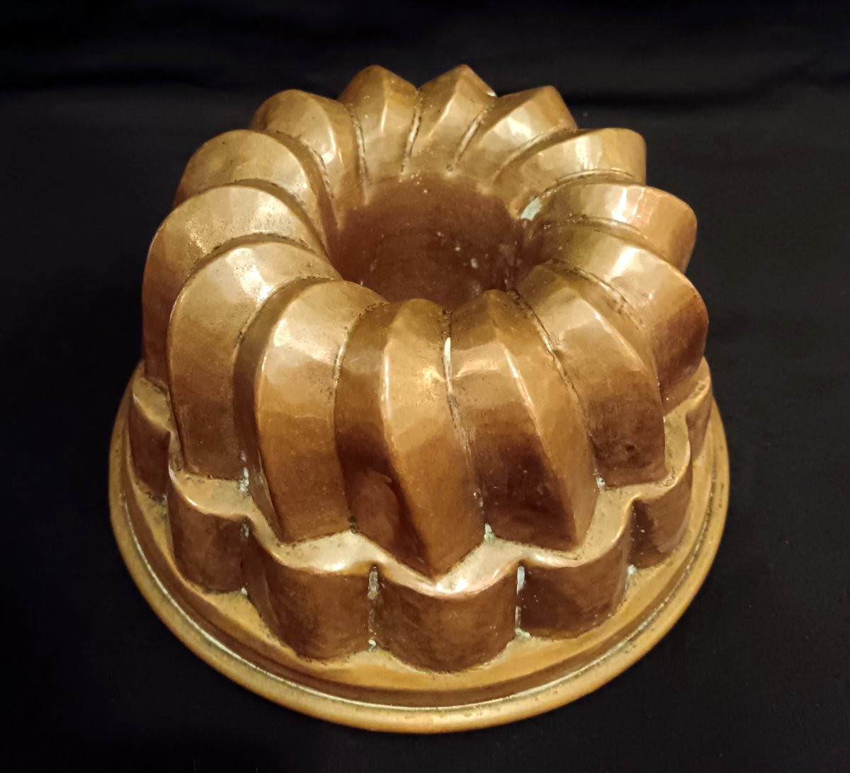 Set Of Three Copper Cake Molds, Early 20th Century-photo-3