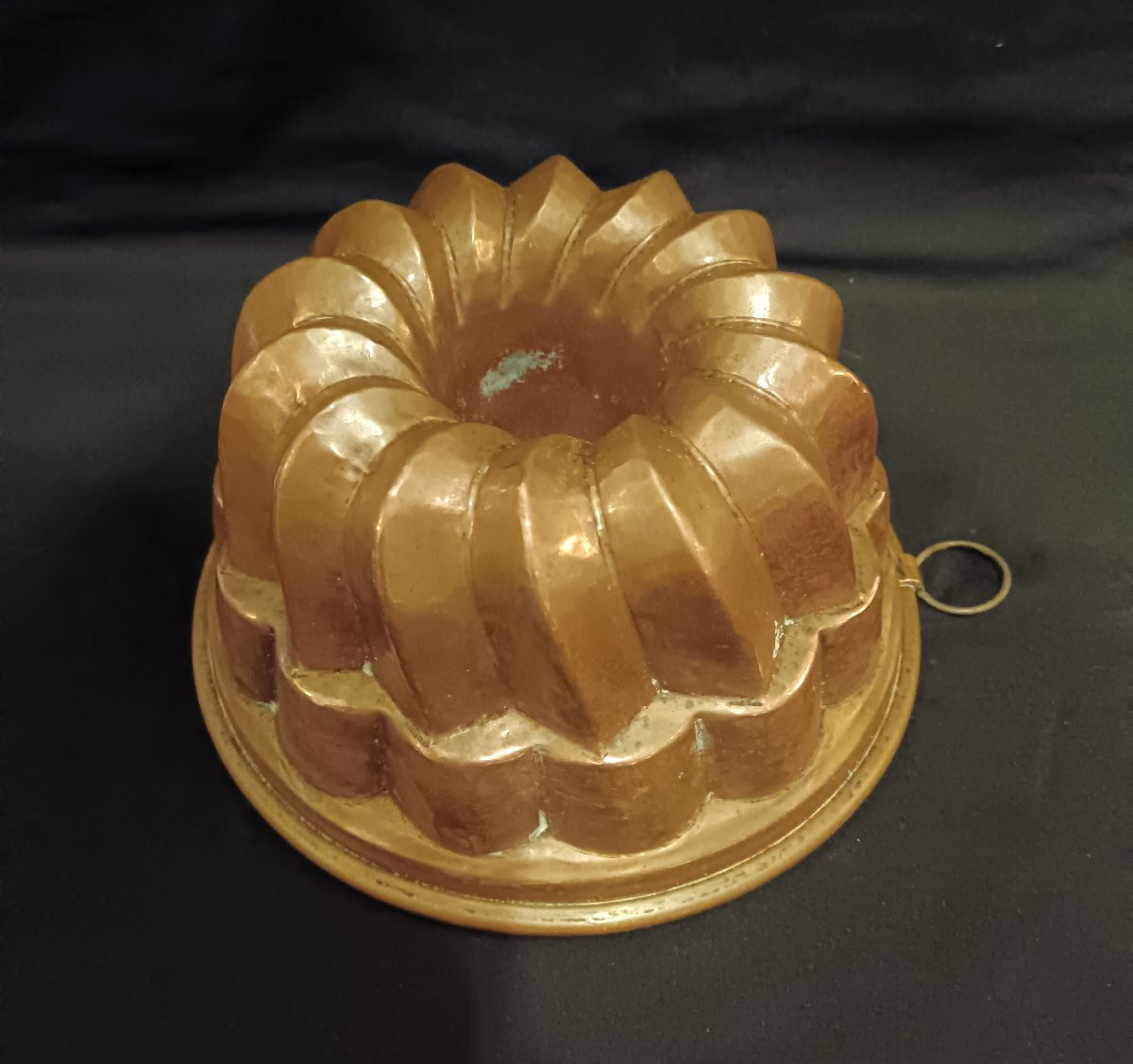 Set Of Three Copper Cake Molds, Early 20th Century-photo-1