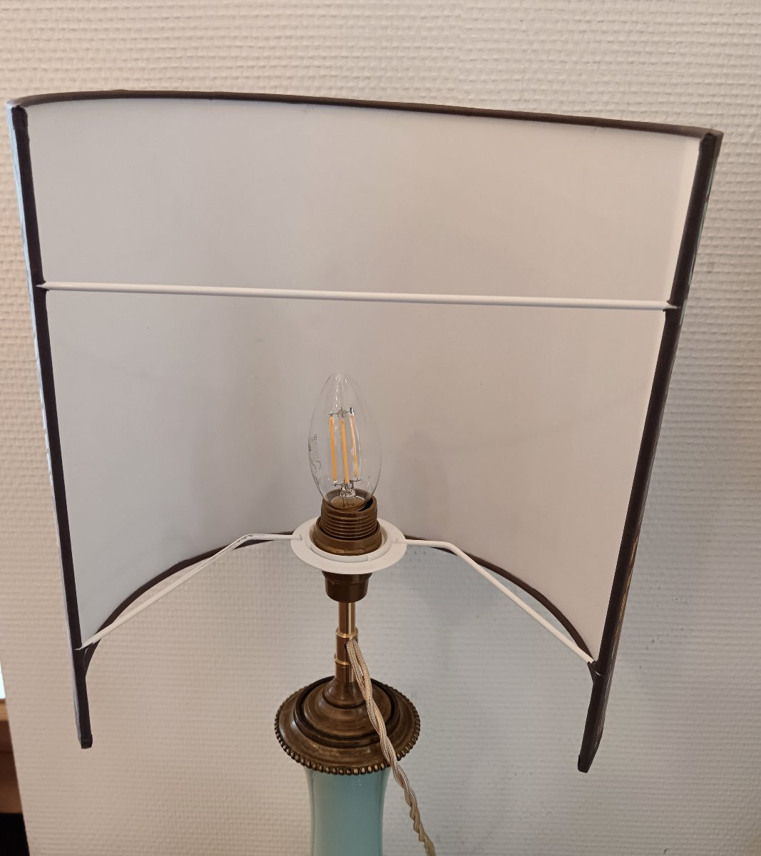 Paire de lampes à pétrole en opaline et abat jour-photo-8