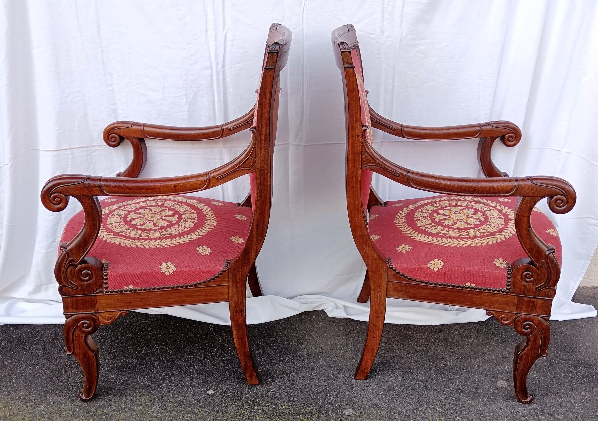 Pair Of Mahogany Armchairs With Restoration Period Tapestry-photo-2