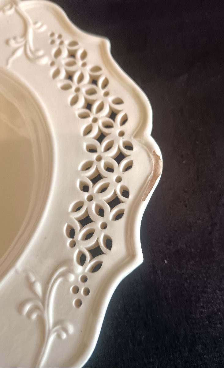 Plat en faïence fine de Leeds fin 18e siècle-photo-5