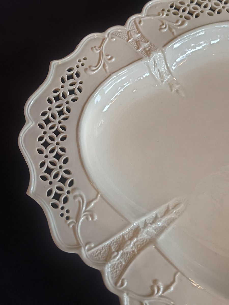 Plat en faïence fine de Leeds fin 18e siècle-photo-6