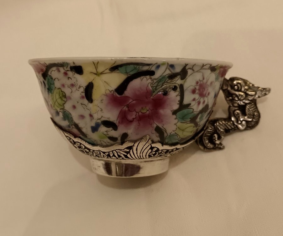Two Indochine Porcelain And Solid Silver Cups-photo-1